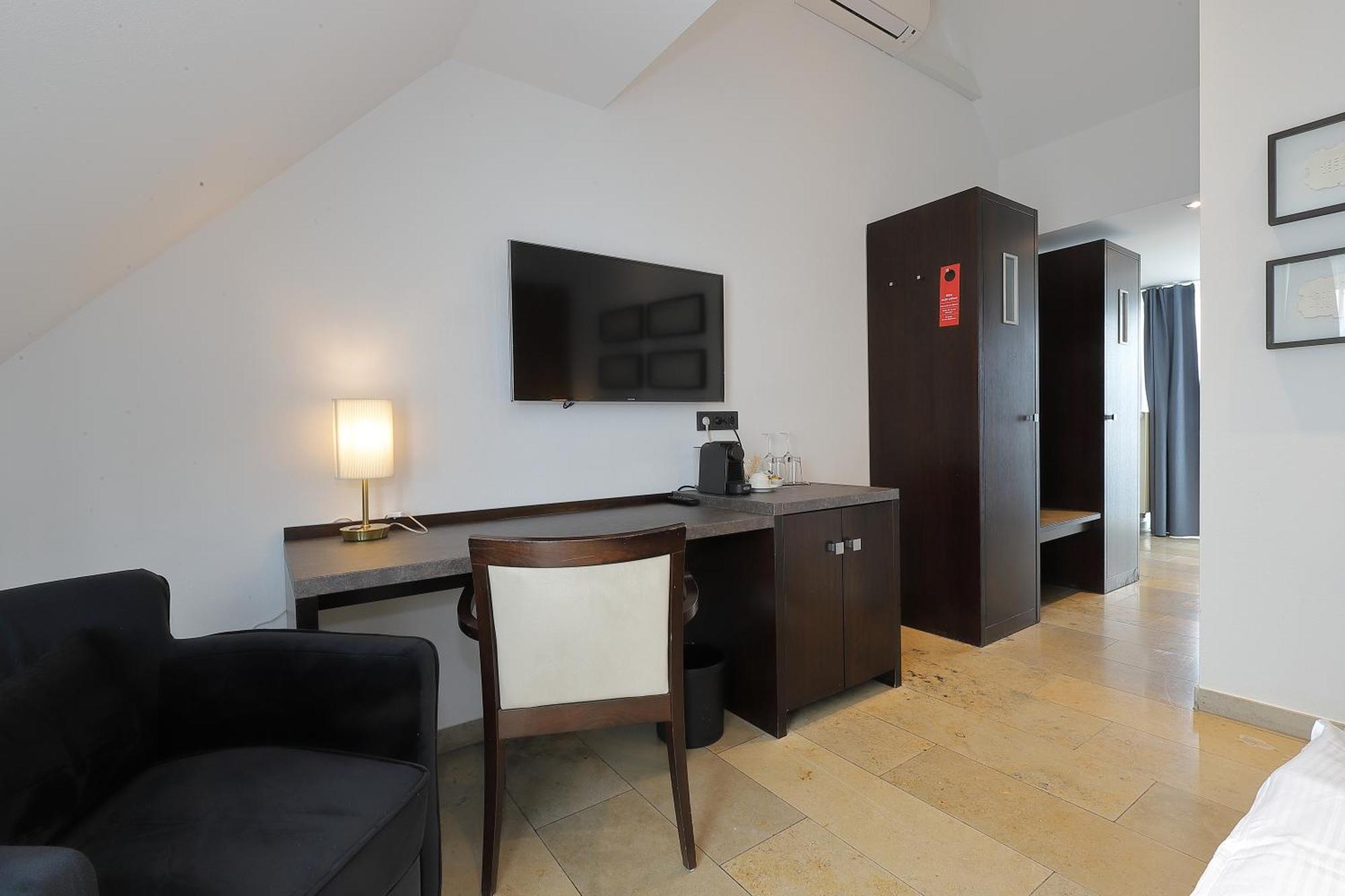 Devin Art Hotel Düsseldorf Dış mekan fotoğraf