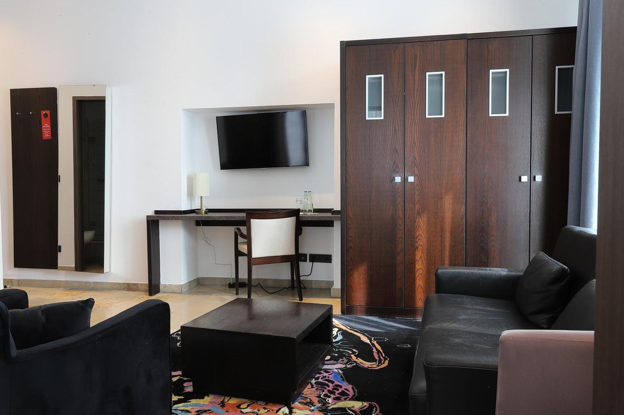 Devin Art Hotel Düsseldorf Dış mekan fotoğraf